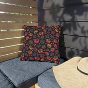 Heirloom Tomato outdoor Pillow